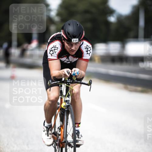 16.08.2026 - KN Förde Triathlon 2026 H.Heesch http://msf.ph/oto/9988940 16.08.2026 13:17:57 Radfahren 598, 711, 745 meine-sportfotos.de