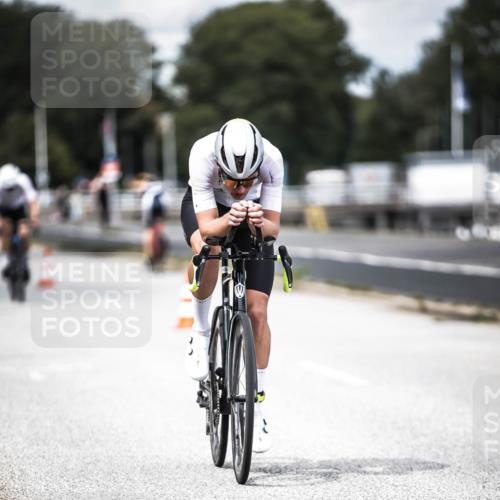 16.08.2026 - KN Förde Triathlon 2026 H.Heesch http://msf.ph/oto/9988955 16.08.2026 13:18:09 Radfahren 720, 732, 738 meine-sportfotos.de