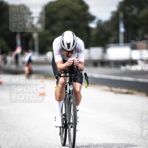 16.08.2026 - KN Förde Triathlon 2026 H.Heesch http://msf.ph/oto/9988958 16.08.2026 13:18:09 Radfahren 720, 732, 738 meine-sportfotos.de