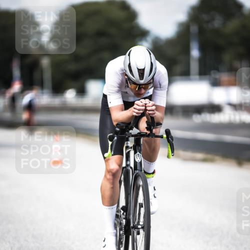 16.08.2026 - KN Förde Triathlon 2026 H.Heesch http://msf.ph/oto/9988961 16.08.2026 13:18:09 Radfahren 720, 732, 738 meine-sportfotos.de