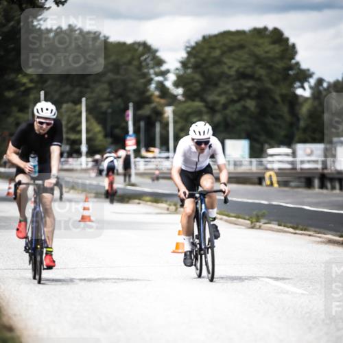 16.08.2026 - KN Förde Triathlon 2026 H.Heesch http://msf.ph/oto/9988963 16.08.2026 13:18:10 Radfahren 720, 732, 738 meine-sportfotos.de