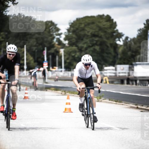 16.08.2026 - KN Förde Triathlon 2026 H.Heesch http://msf.ph/oto/9988967 16.08.2026 13:18:11 Radfahren 720, 732, 738 meine-sportfotos.de