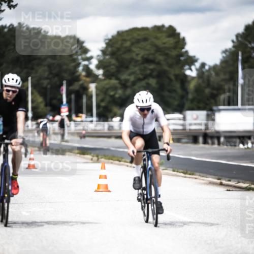 16.08.2026 - KN Förde Triathlon 2026 H.Heesch http://msf.ph/oto/9988969 16.08.2026 13:18:11 Radfahren 720, 732, 738 meine-sportfotos.de