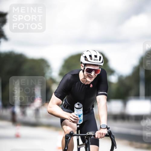 16.08.2026 - KN Förde Triathlon 2026 H.Heesch http://msf.ph/oto/9988981 16.08.2026 13:18:12 Radfahren 557, 720, 732, 738 meine-sportfotos.de
