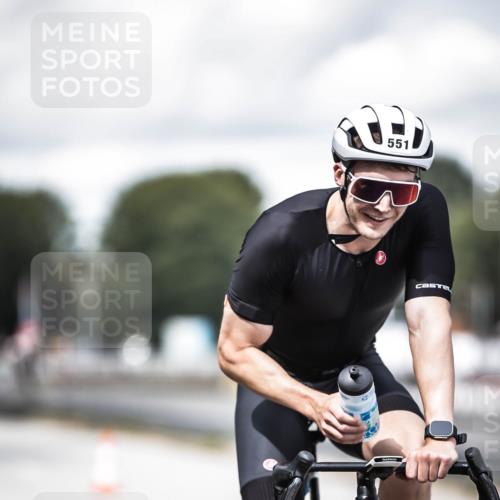 16.08.2026 - KN Förde Triathlon 2026 H.Heesch http://msf.ph/oto/9988986 16.08.2026 13:18:12 Radfahren 557, 720, 732, 738 meine-sportfotos.de