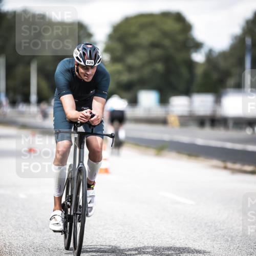 16.08.2026 - KN Förde Triathlon 2026 H.Heesch http://msf.ph/oto/9989017 16.08.2026 13:18:21 Radfahren 702 meine-sportfotos.de