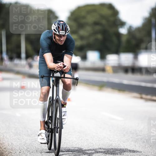 16.08.2026 - KN Förde Triathlon 2026 H.Heesch http://msf.ph/oto/9989018 16.08.2026 13:18:21 Radfahren 702 meine-sportfotos.de