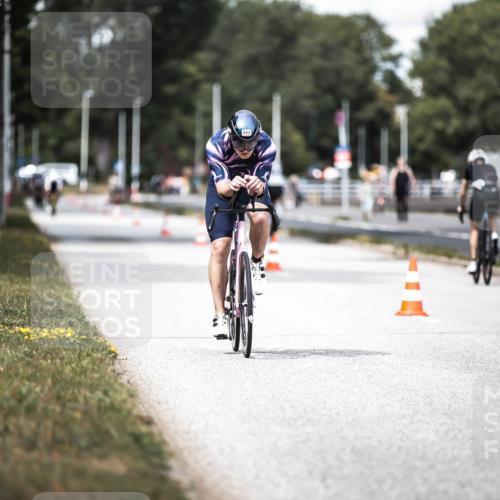 16.08.2026 - KN Förde Triathlon 2026 H.Heesch http://msf.ph/oto/9989026 16.08.2026 13:18:25 Radfahren 590, 602, 607, 702 meine-sportfotos.de