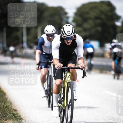 16.08.2026 - KN Förde Triathlon 2026 H.Heesch http://msf.ph/oto/9989042 16.08.2026 13:18:37 Radfahren 547, 592 meine-sportfotos.de
