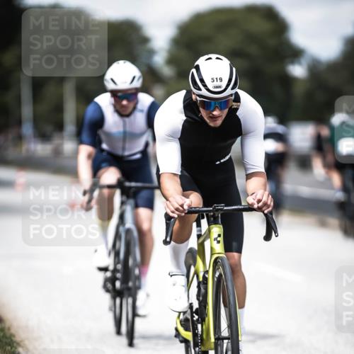 16.08.2026 - KN Förde Triathlon 2026 H.Heesch http://msf.ph/oto/9989047 16.08.2026 13:18:37 Radfahren 547, 592 meine-sportfotos.de