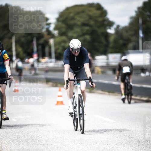 16.08.2026 - KN Förde Triathlon 2026 H.Heesch http://msf.ph/oto/9989081 16.08.2026 13:18:46 Radfahren 559, 566, 597, 603, 609, 715, 718 meine-sportfotos.de