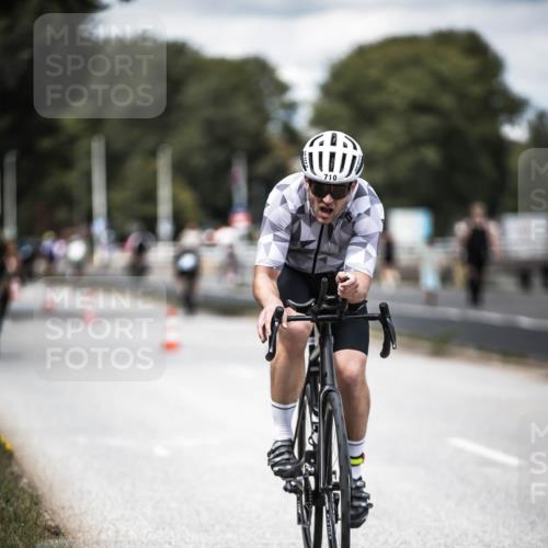 16.08.2026 - KN Förde Triathlon 2026 H.Heesch http://msf.ph/oto/9989096 16.08.2026 13:18:51 Radfahren 565, 609, 704 meine-sportfotos.de