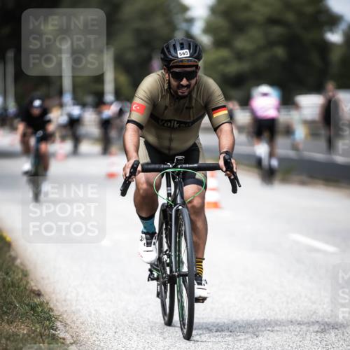 16.08.2026 - KN Förde Triathlon 2026 H.Heesch http://msf.ph/oto/9989115 16.08.2026 13:18:54 Radfahren 565, 704, 719, 725 meine-sportfotos.de