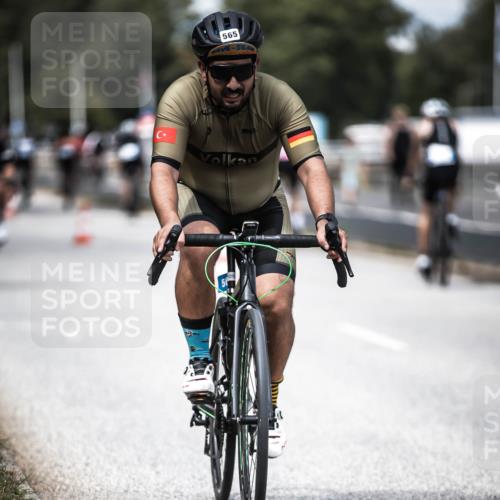 16.08.2026 - KN Förde Triathlon 2026 H.Heesch http://msf.ph/oto/9989120 16.08.2026 13:18:55 Radfahren 565, 704, 719, 725 meine-sportfotos.de