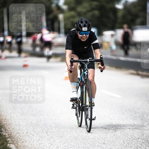 16.08.2026 - KN Förde Triathlon 2026 H.Heesch http://msf.ph/oto/9989125 16.08.2026 13:18:57 Radfahren 565, 704, 719, 725 meine-sportfotos.de