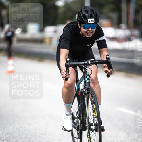 16.08.2026 - KN Förde Triathlon 2026 H.Heesch http://msf.ph/oto/9989135 16.08.2026 13:18:57 Radfahren 565, 704, 719, 725 meine-sportfotos.de