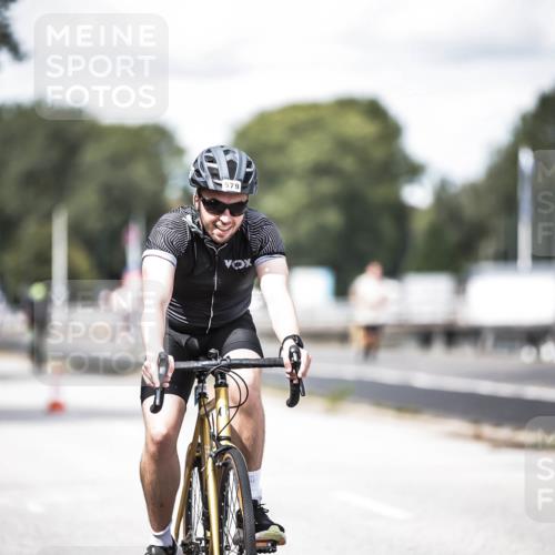 16.08.2026 - KN Förde Triathlon 2026 H.Heesch http://msf.ph/oto/9989152 16.08.2026 13:19:12 Radfahren 579 meine-sportfotos.de