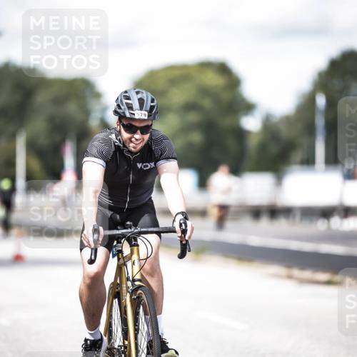 16.08.2026 - KN Förde Triathlon 2026 H.Heesch http://msf.ph/oto/9989153 16.08.2026 13:19:12 Radfahren 579 meine-sportfotos.de
