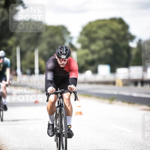 16.08.2026 - KN Förde Triathlon 2026 H.Heesch http://msf.ph/oto/9989180 16.08.2026 13:19:19 Radfahren 600, 706, 713, 714 meine-sportfotos.de