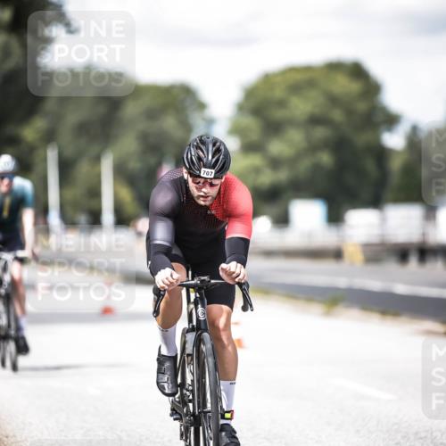 16.08.2026 - KN Förde Triathlon 2026 H.Heesch http://msf.ph/oto/9989182 16.08.2026 13:19:19 Radfahren 600, 706, 713, 714 meine-sportfotos.de