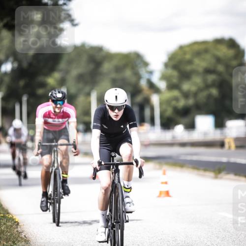 16.08.2026 - KN Förde Triathlon 2026 H.Heesch http://msf.ph/oto/9989194 16.08.2026 13:19:21 Radfahren 600, 706, 713, 714 meine-sportfotos.de