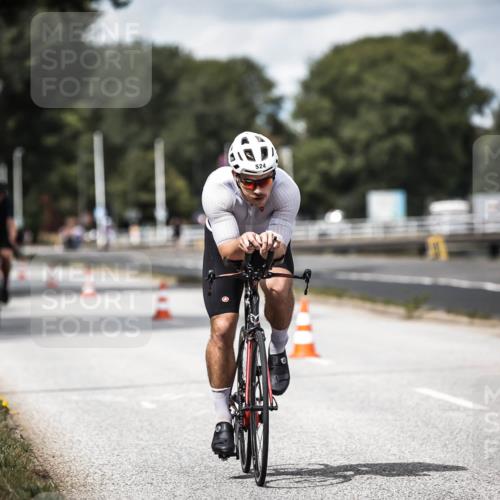 16.08.2026 - KN Förde Triathlon 2026 H.Heesch http://msf.ph/oto/9989202 16.08.2026 13:19:24 Radfahren 600, 713, 714, 735 meine-sportfotos.de
