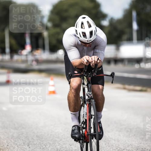 16.08.2026 - KN Förde Triathlon 2026 H.Heesch http://msf.ph/oto/9989213 16.08.2026 13:19:25 Radfahren 713, 714, 735 meine-sportfotos.de