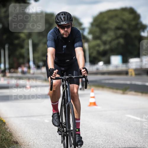 16.08.2026 - KN Förde Triathlon 2026 H.Heesch http://msf.ph/oto/9989228 16.08.2026 13:19:28 Radfahren 574, 701, 716, 735 meine-sportfotos.de