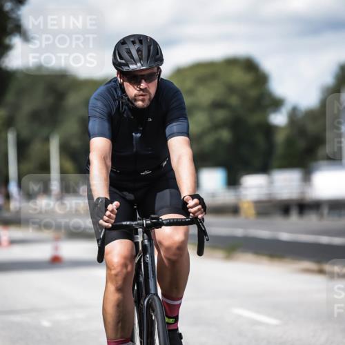 16.08.2026 - KN Förde Triathlon 2026 H.Heesch http://msf.ph/oto/9989234 16.08.2026 13:19:28 Radfahren 574, 701, 716, 735 meine-sportfotos.de