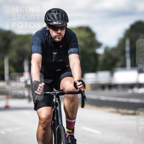 16.08.2026 - KN Förde Triathlon 2026 H.Heesch http://msf.ph/oto/9989237 16.08.2026 13:19:28 Radfahren 574, 701, 716, 735 meine-sportfotos.de