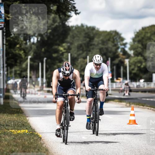 16.08.2026 - KN Förde Triathlon 2026 H.Heesch http://msf.ph/oto/9989243 16.08.2026 13:19:35 Radfahren 522, 574, 701, 716, 743 meine-sportfotos.de