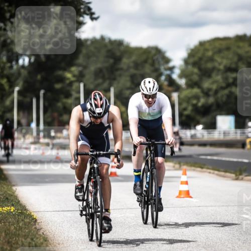 16.08.2026 - KN Förde Triathlon 2026 H.Heesch http://msf.ph/oto/9989250 16.08.2026 13:19:36 Radfahren 522, 574, 701, 743 meine-sportfotos.de
