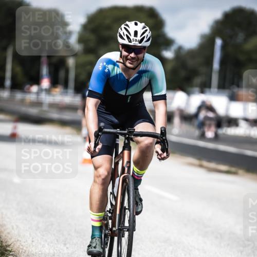 16.08.2026 - KN Förde Triathlon 2026 H.Heesch http://msf.ph/oto/9989296 16.08.2026 13:19:57 Radfahren 553, 594, 612, 733 meine-sportfotos.de