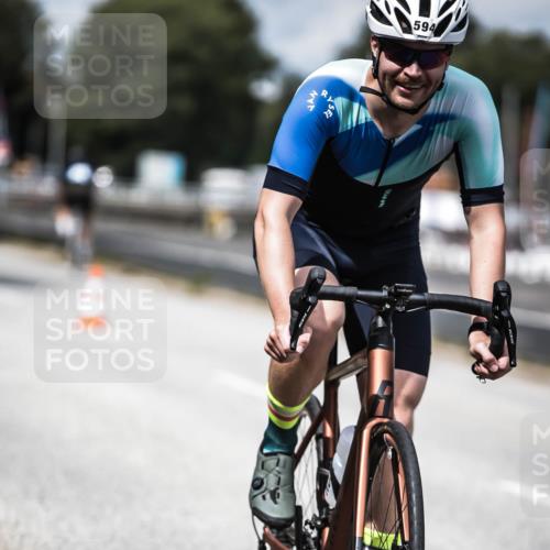 16.08.2026 - KN Förde Triathlon 2026 H.Heesch http://msf.ph/oto/9989303 16.08.2026 13:19:57 Radfahren 553, 594, 612, 733 meine-sportfotos.de
