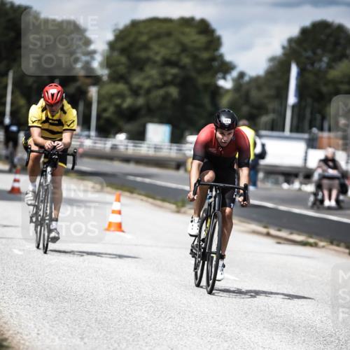 16.08.2026 - KN Förde Triathlon 2026 H.Heesch http://msf.ph/oto/9989318 16.08.2026 13:20:01 Radfahren 562, 709, 723, 733, 737 meine-sportfotos.de