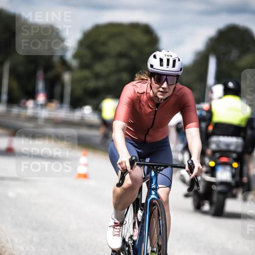 16.08.2026 - KN Förde Triathlon 2026 H.Heesch http://msf.ph/oto/9989348 16.08.2026 13:20:05 Radfahren 532, 562, 591, 709, 723, 737 meine-sportfotos.de