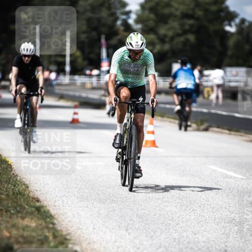 16.08.2026 - KN Förde Triathlon 2026 H.Heesch http://msf.ph/oto/9989368 16.08.2026 13:20:27 Radfahren 556 meine-sportfotos.de