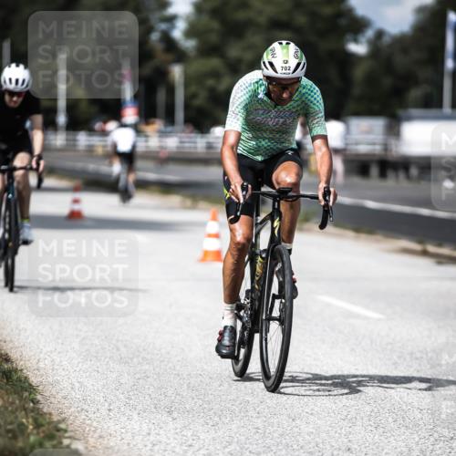 16.08.2026 - KN Förde Triathlon 2026 H.Heesch http://msf.ph/oto/9989375 16.08.2026 13:20:27 Radfahren 556 meine-sportfotos.de