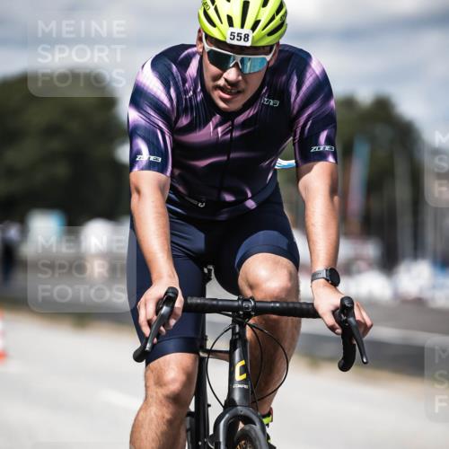 16.08.2026 - KN Förde Triathlon 2026 H.Heesch http://msf.ph/oto/9989407 16.08.2026 13:20:49 Radfahren 581, 589 meine-sportfotos.de