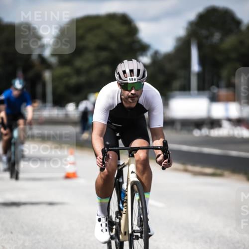 16.08.2026 - KN Förde Triathlon 2026 H.Heesch http://msf.ph/oto/9989417 16.08.2026 13:20:55 Radfahren 544, 581, 589, 602, 607, 720 meine-sportfotos.de