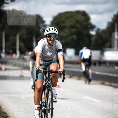 16.08.2026 - KN Förde Triathlon 2026 H.Heesch http://msf.ph/oto/9989460 16.08.2026 13:21:04 Radfahren 568, 572, 578, 596, 722, 729, 746 meine-sportfotos.de