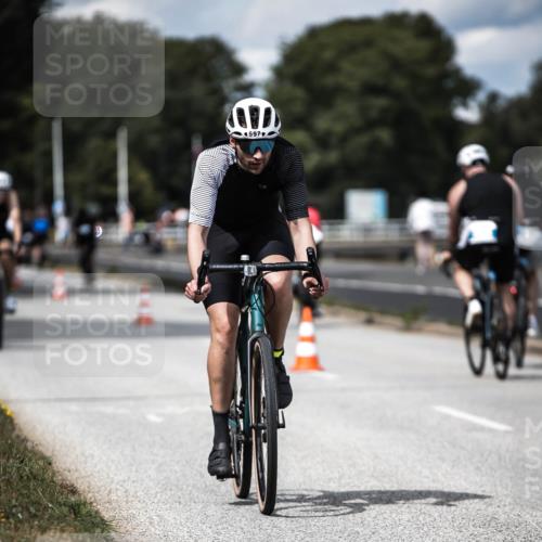 16.08.2026 - KN Förde Triathlon 2026 H.Heesch http://msf.ph/oto/9989489 16.08.2026 13:21:14 Radfahren 597, 603, 608, 703, 747 meine-sportfotos.de