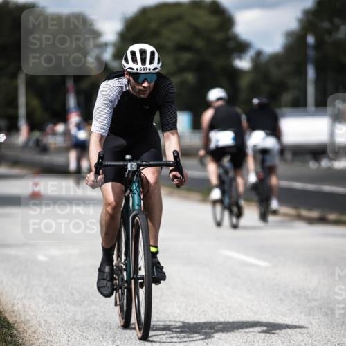 16.08.2026 - KN Förde Triathlon 2026 H.Heesch http://msf.ph/oto/9989493 16.08.2026 13:21:15 Radfahren 597, 603, 608, 703 meine-sportfotos.de