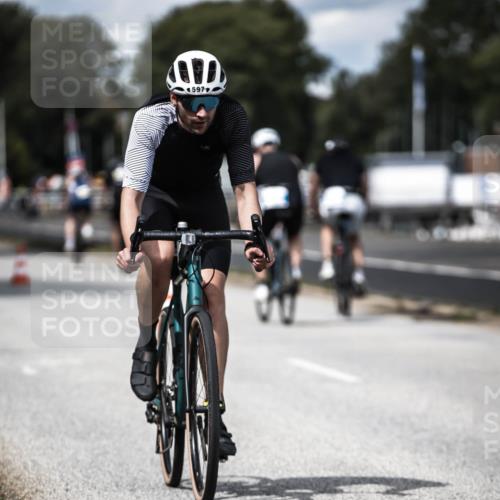 16.08.2026 - KN Förde Triathlon 2026 H.Heesch http://msf.ph/oto/9989495 16.08.2026 13:21:15 Radfahren 597, 603, 608, 703 meine-sportfotos.de