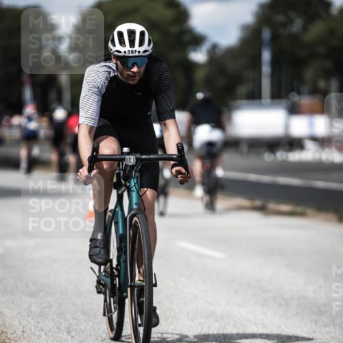 16.08.2026 - KN Förde Triathlon 2026 H.Heesch http://msf.ph/oto/9989497 16.08.2026 13:21:15 Radfahren 597, 603, 608, 703 meine-sportfotos.de