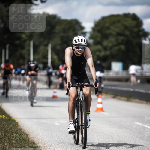 16.08.2026 - KN Förde Triathlon 2026 H.Heesch http://msf.ph/oto/9989503 16.08.2026 13:21:17 Radfahren 592, 597, 603, 608, 703 meine-sportfotos.de