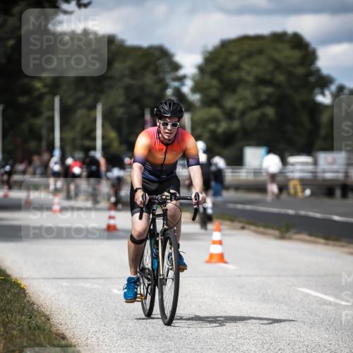 16.08.2026 - KN Förde Triathlon 2026 H.Heesch http://msf.ph/oto/9989530 16.08.2026 13:21:21 Radfahren 592, 603, 703 meine-sportfotos.de