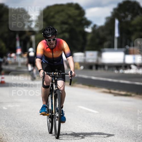 16.08.2026 - KN Förde Triathlon 2026 H.Heesch http://msf.ph/oto/9989540 16.08.2026 13:21:21 Radfahren 592, 603, 703 meine-sportfotos.de