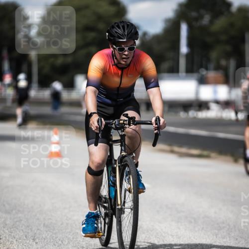 16.08.2026 - KN Förde Triathlon 2026 H.Heesch http://msf.ph/oto/9989546 16.08.2026 13:21:22 Radfahren 592 meine-sportfotos.de