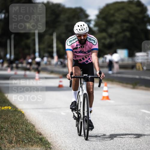 16.08.2026 - KN Förde Triathlon 2026 H.Heesch http://msf.ph/oto/9989550 16.08.2026 13:21:33 Radfahren 538, 718 meine-sportfotos.de